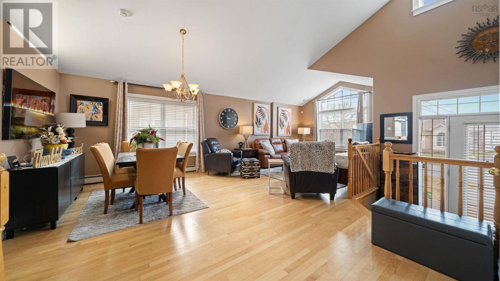 236 SUMMER FIELD WAY — photo 3