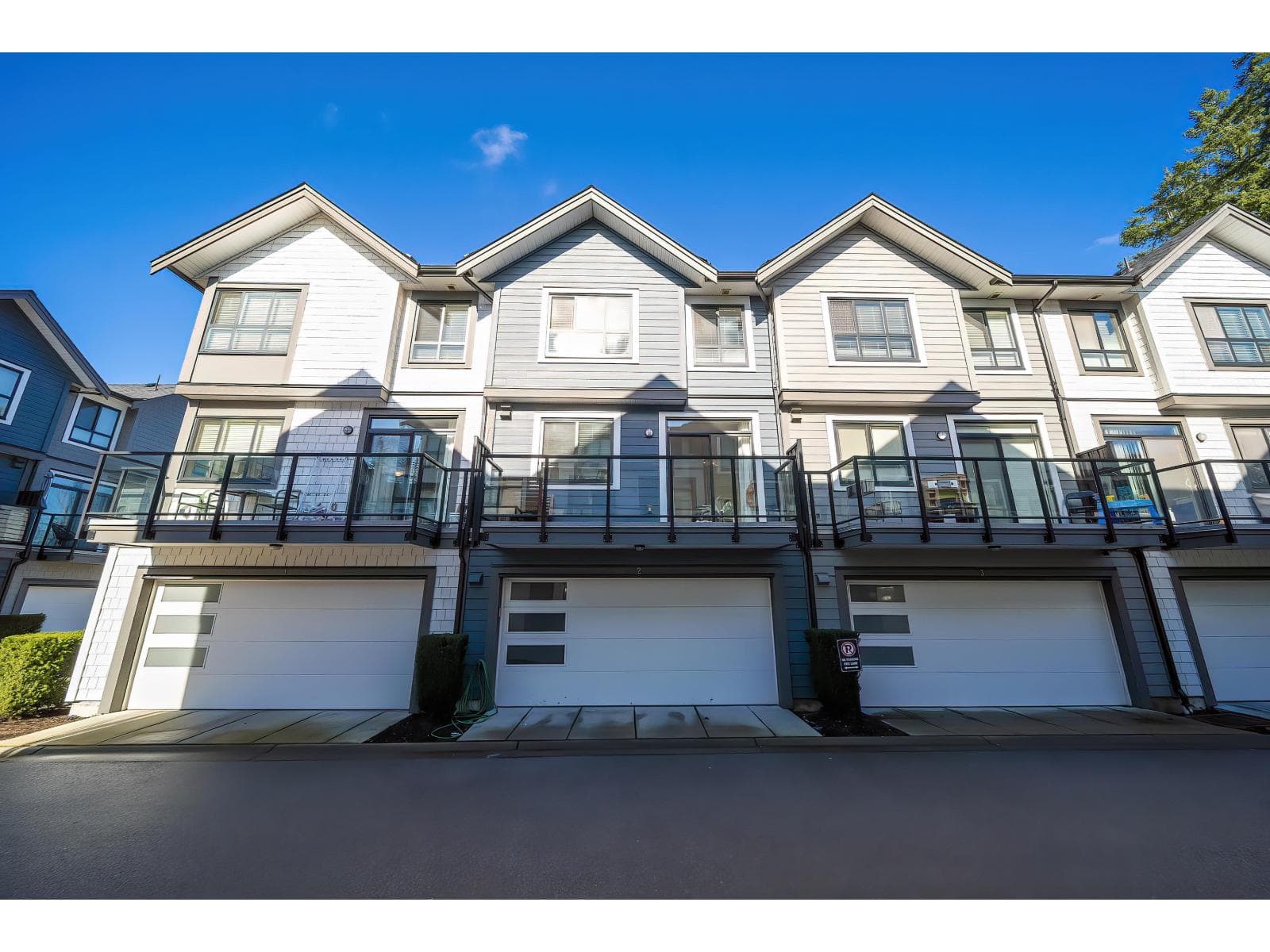 2 16760 25 AVENUE in Grandview