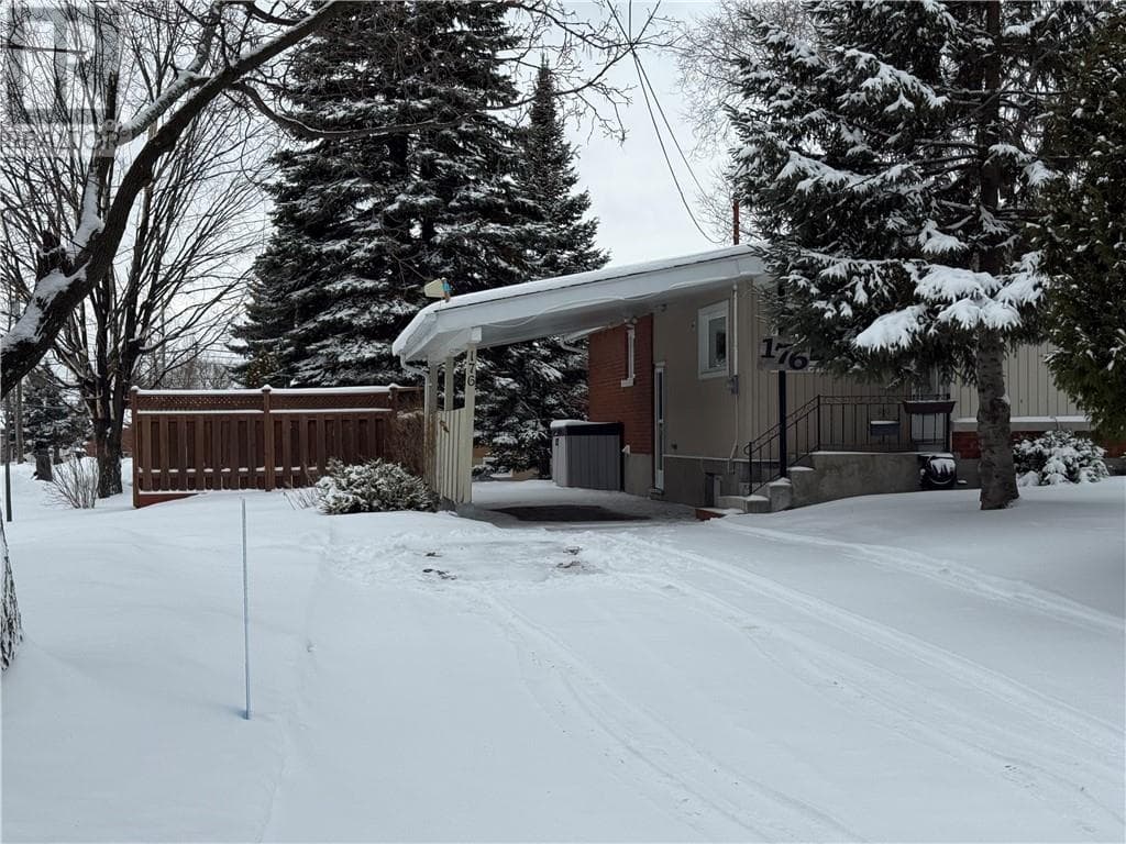 176 STRATHMERE COURT — photo 2