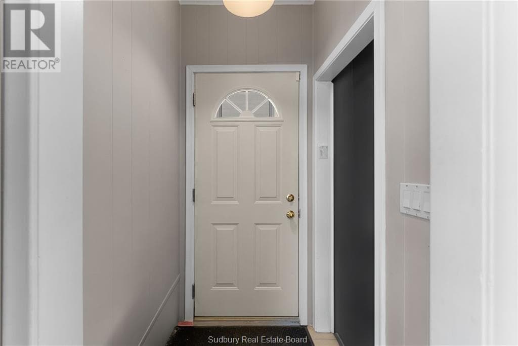 176 STRATHMERE COURT — photo 4