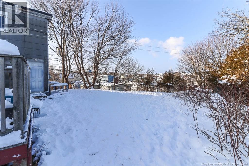 161 QUEEN STREET WEST — photo 3