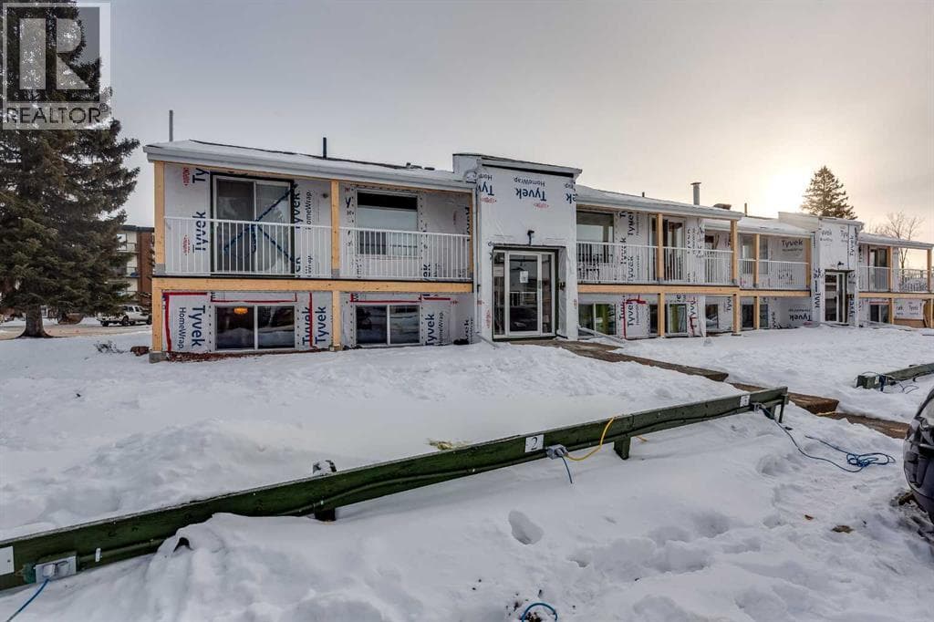 3, 5 Stanton Street, Red Deer (Central Alberta) — photo 2