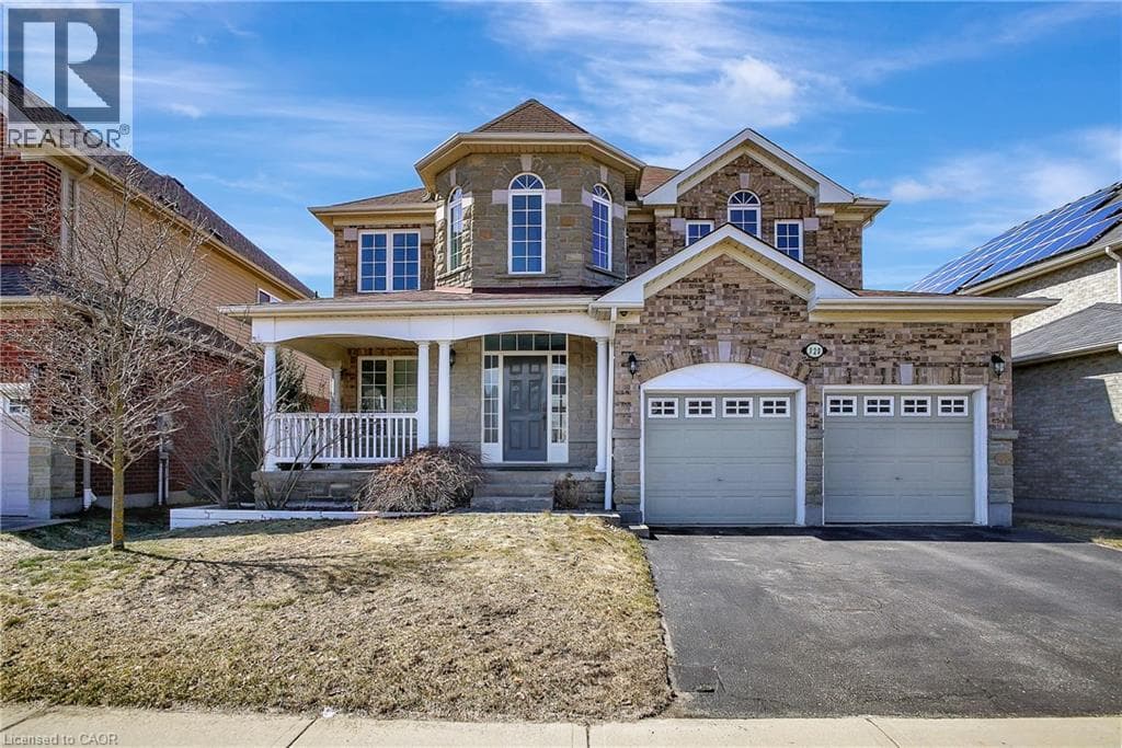 320 ROBERT FERRIE DRIVE in Doon/Pioneer Park