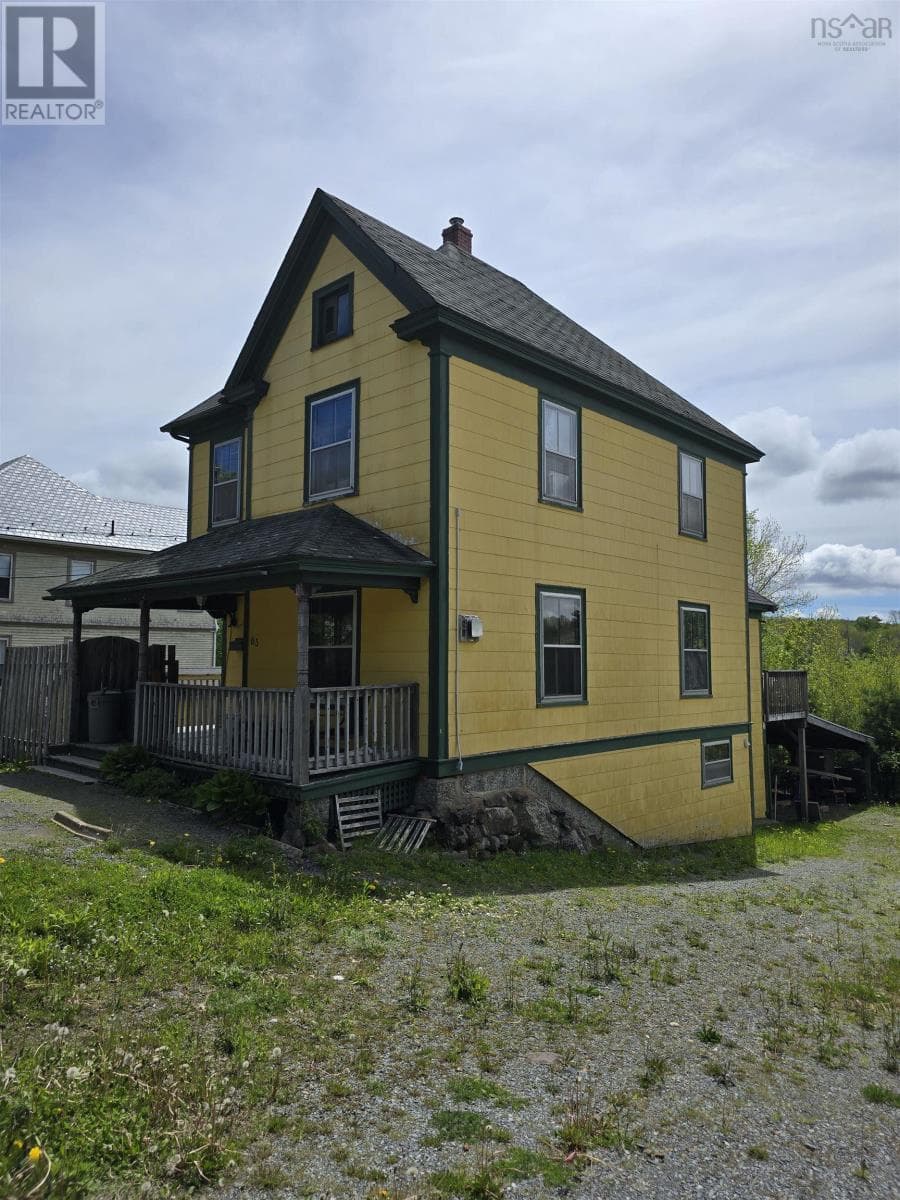 63 ELM STREET — photo 2