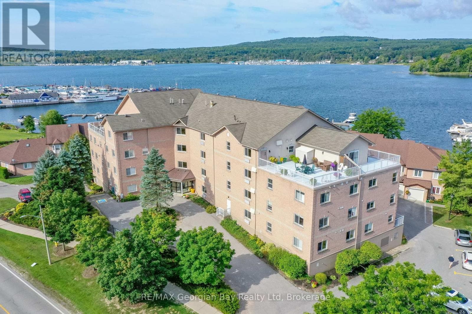 307 - 4 BECK BOULEVARD in 