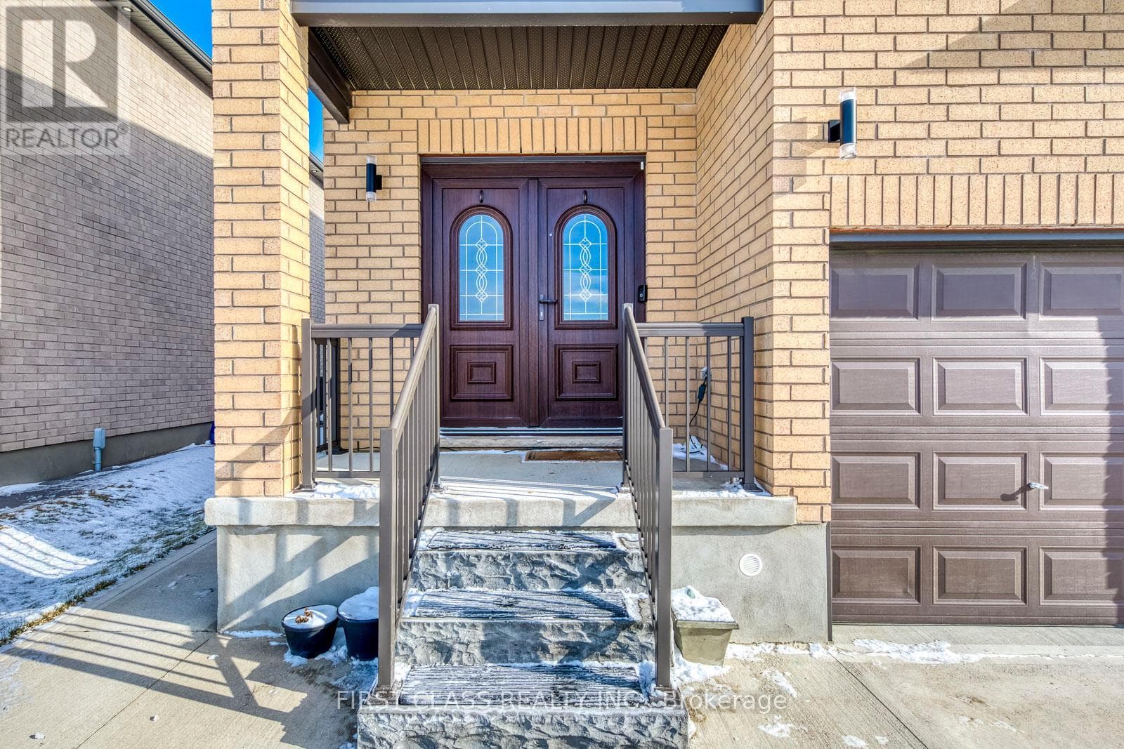 22 GRANDVILLE CIRCLE — photo 3
