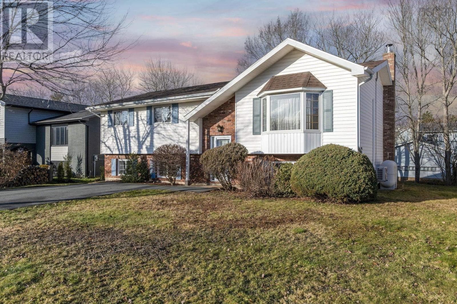 13 P THOMAS DRIVE in DARTMOUTH