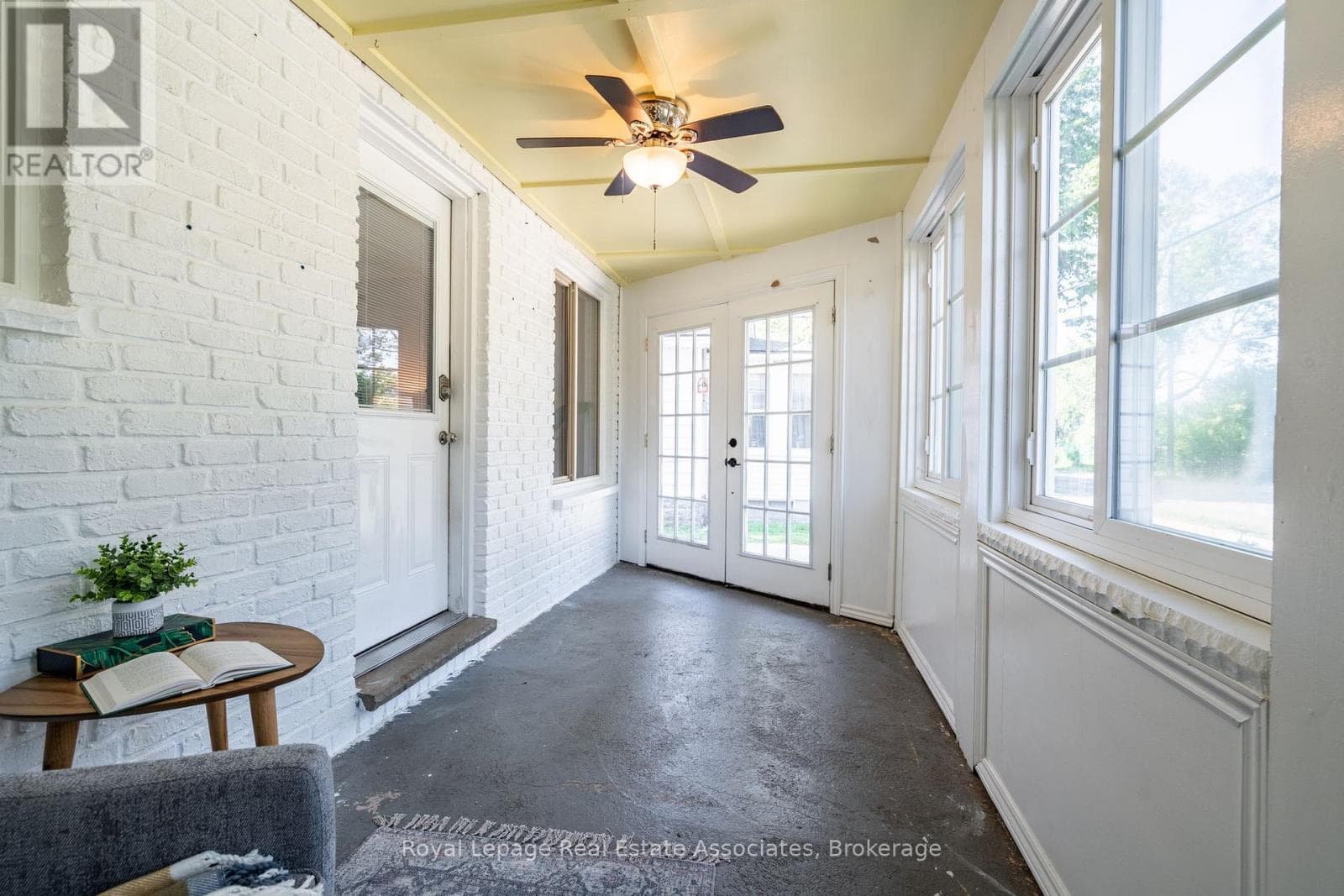 110 DERBY ROAD — photo 5