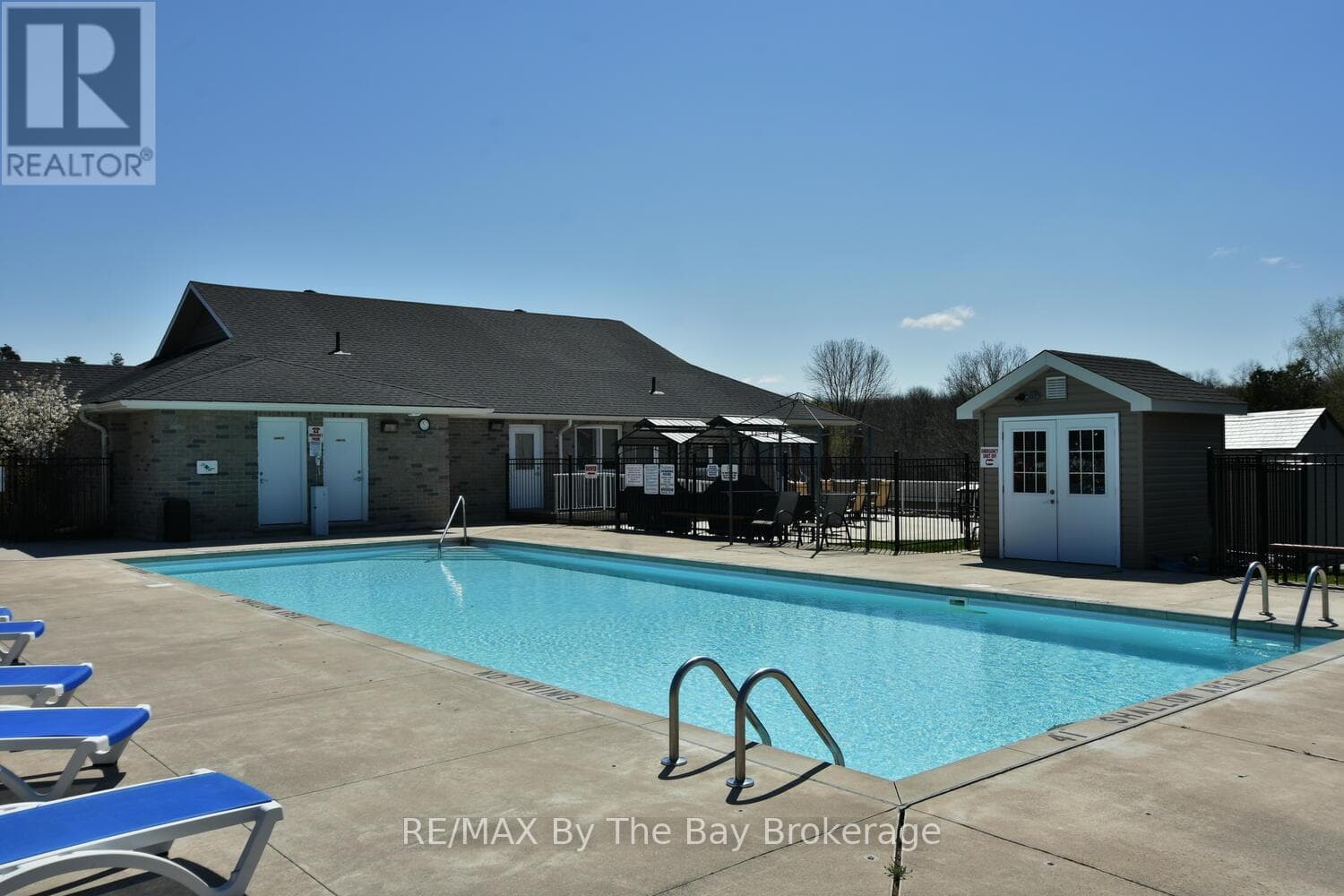39 GREENWAY DRIVE — photo 4