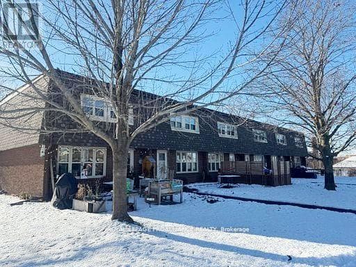 11A - 158 CROMWELL STREET in 