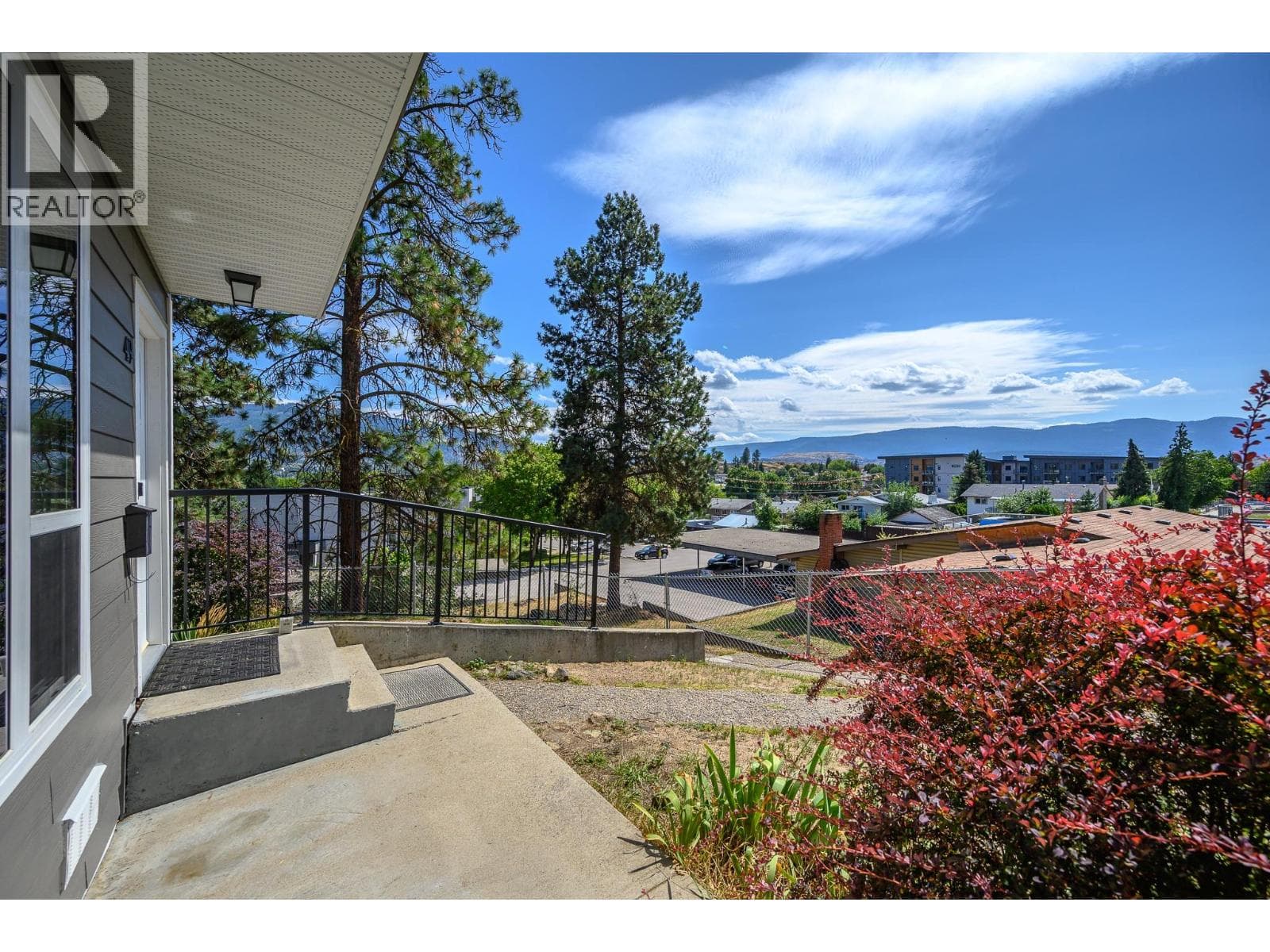 3800 40 Avenue Unit# 49, Interior REALTORS® — photo 2