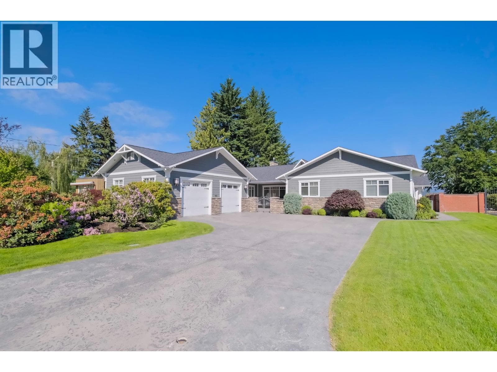 162 VANCOUVER PLAZA in 