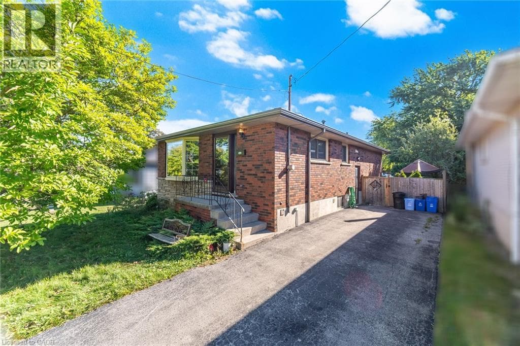 7 MAITLAND AVENUE — photo 2