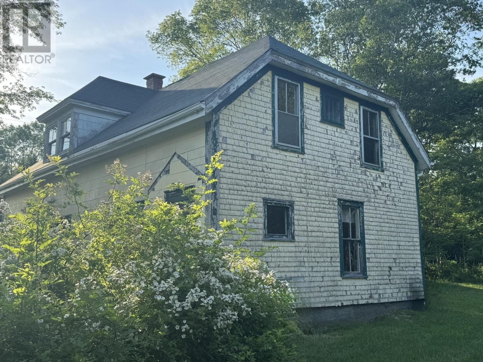163 HILLSIDE ROAD — photo 3