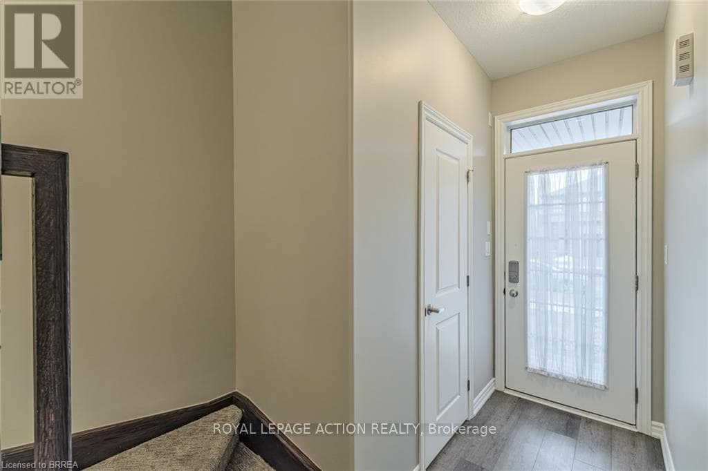 14 JUNE CALLWOOD Way, Toronto — photo 5
