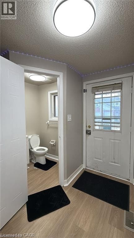 419 DOWNSVIEW PLAZA — photo 3