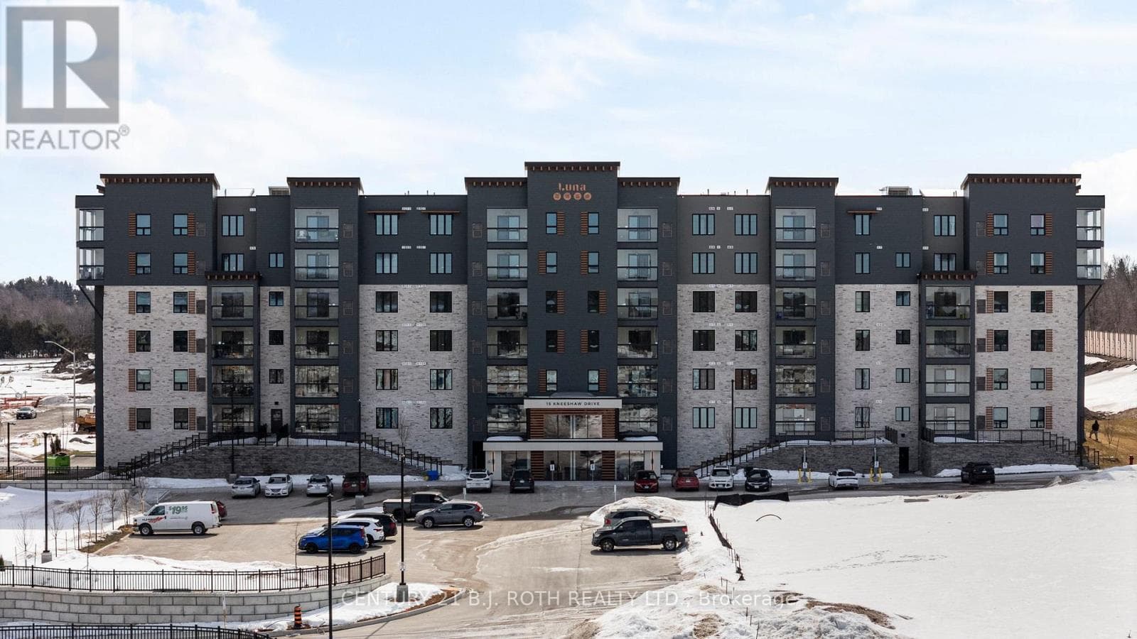 511 - 15 KNEESHAW DRIVE — photo 2