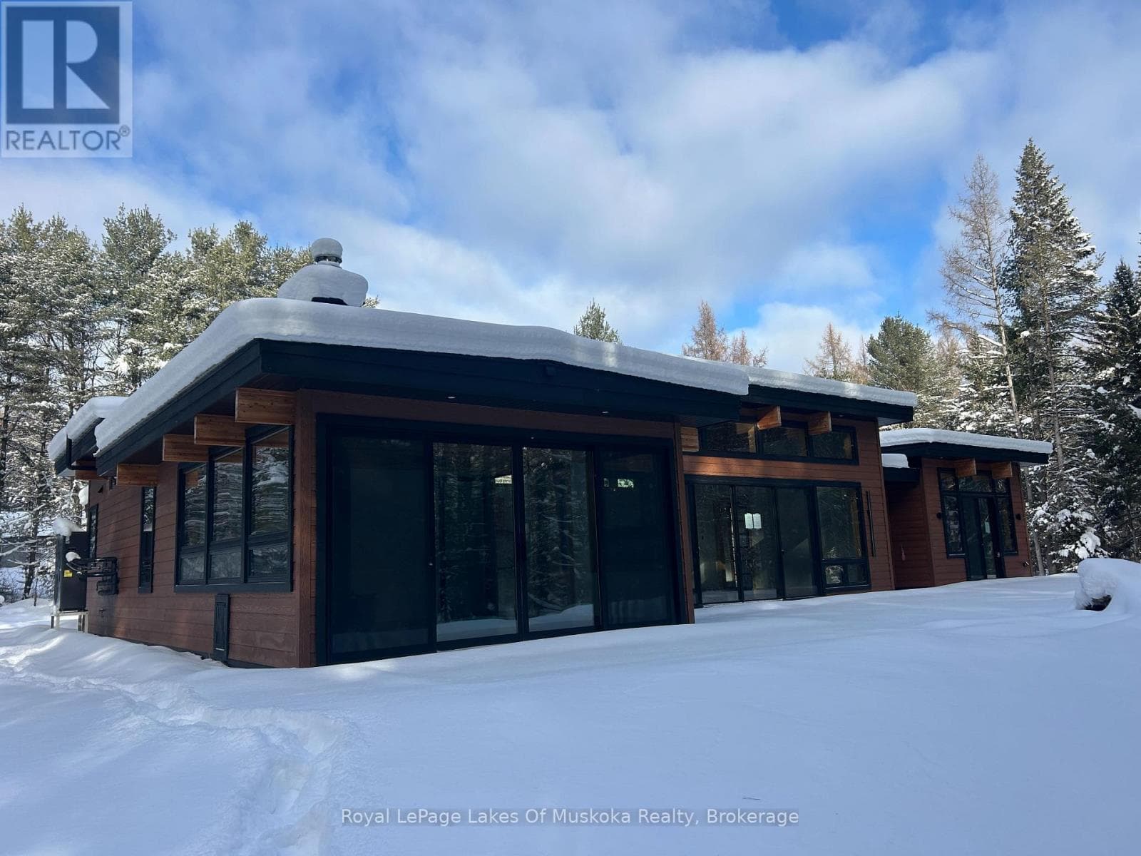 286 CLEARWATER LAKE ROAD — photo 3