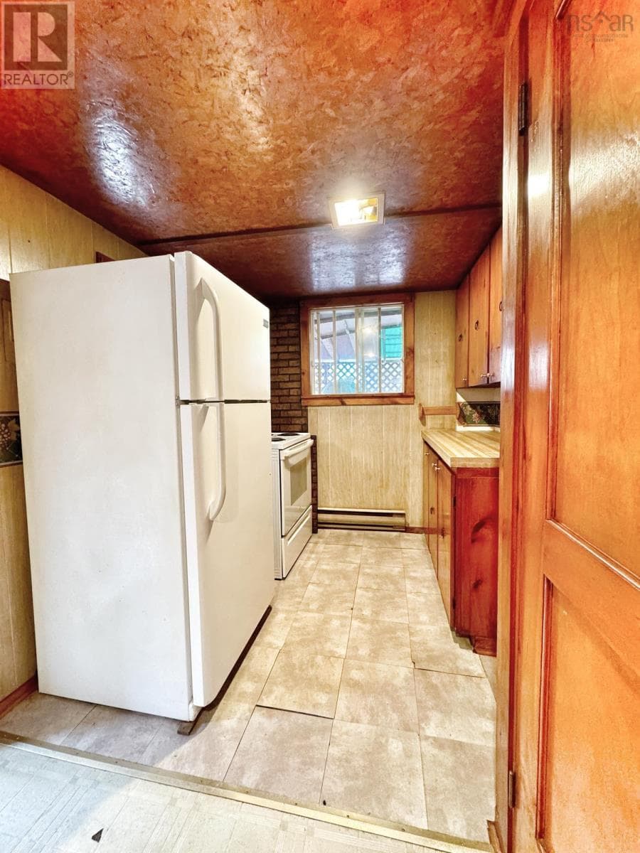 9932 HIGHWAY 201 — photo 3