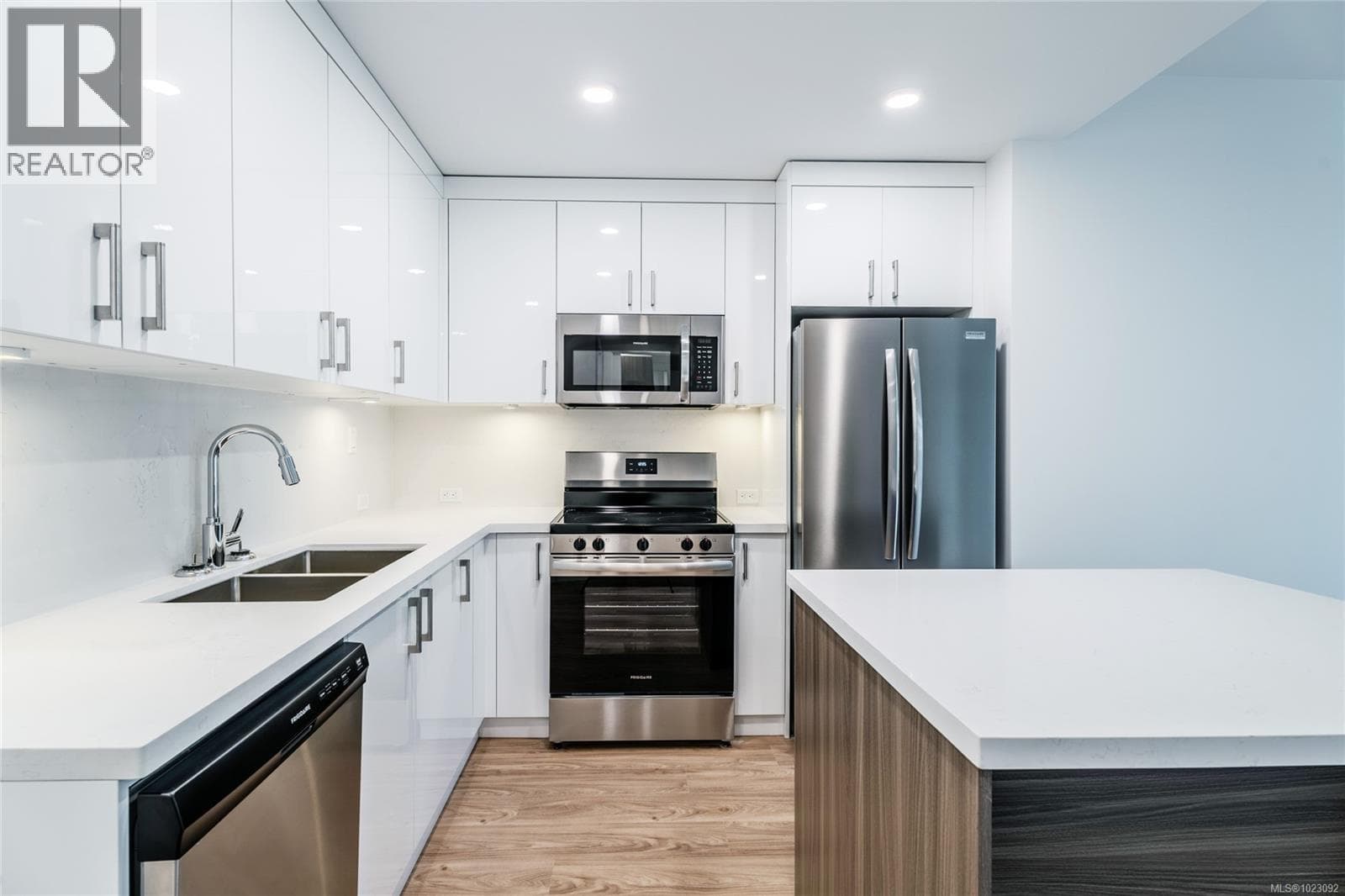 407 6320 Sentinal Dr — photo 5