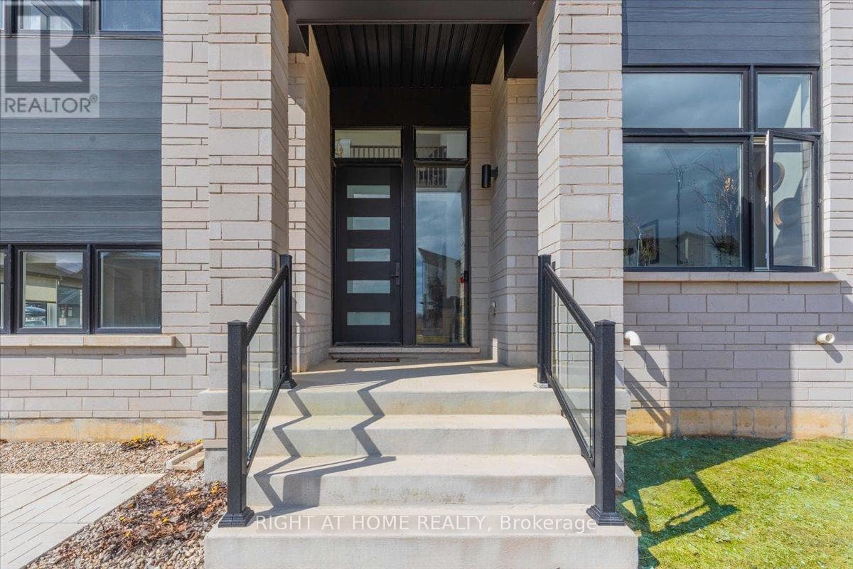 120 STONELEIGH DRIVE — photo 3