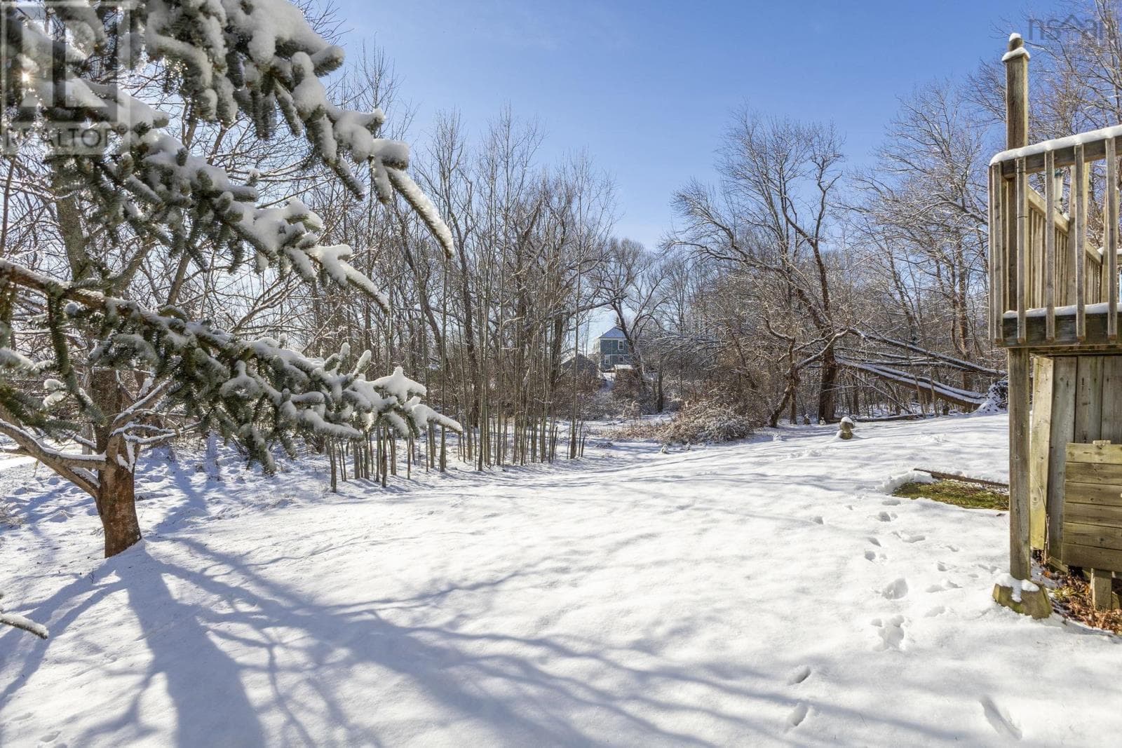 112 ARCH STREET — photo 4