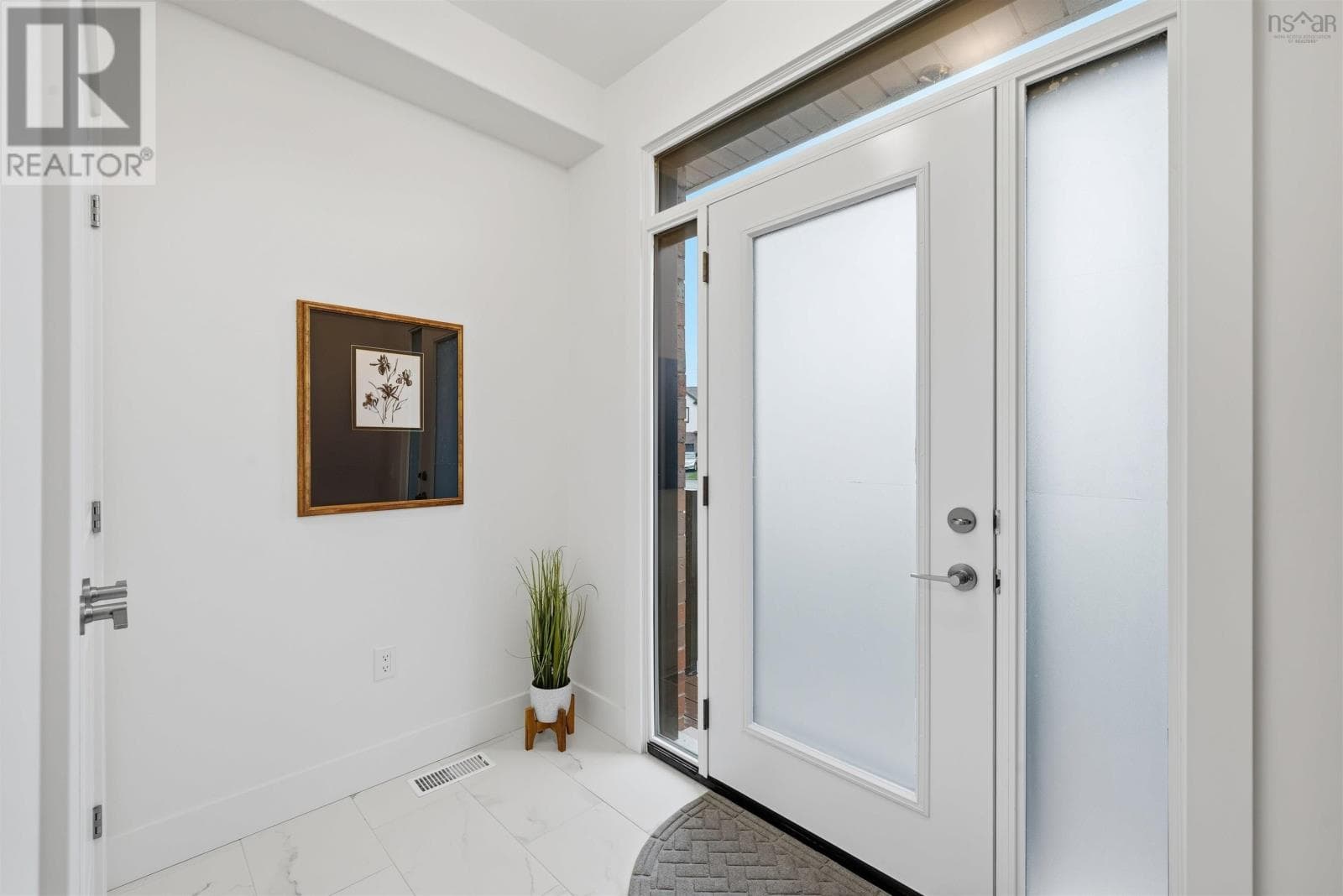 52 Trekker Drive — photo 2
