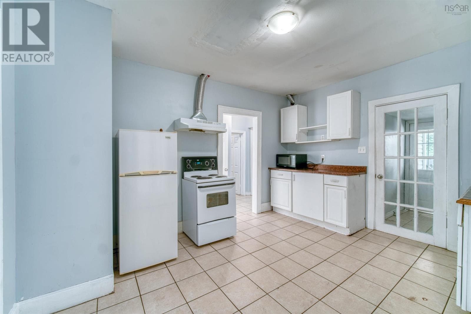 20-22 Coronet Avenue — photo 4