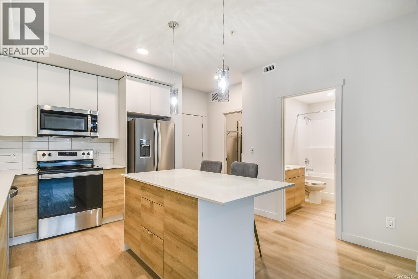 104 4830 Cedar Ridge Pl — photo 2