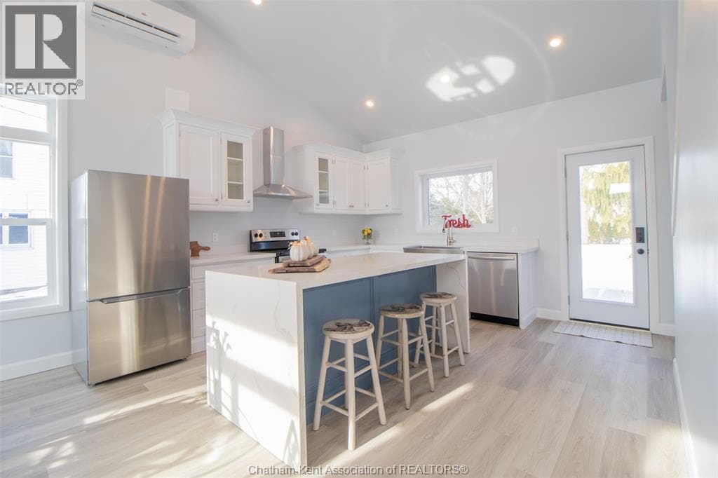 454 Trerice STREET — photo 4