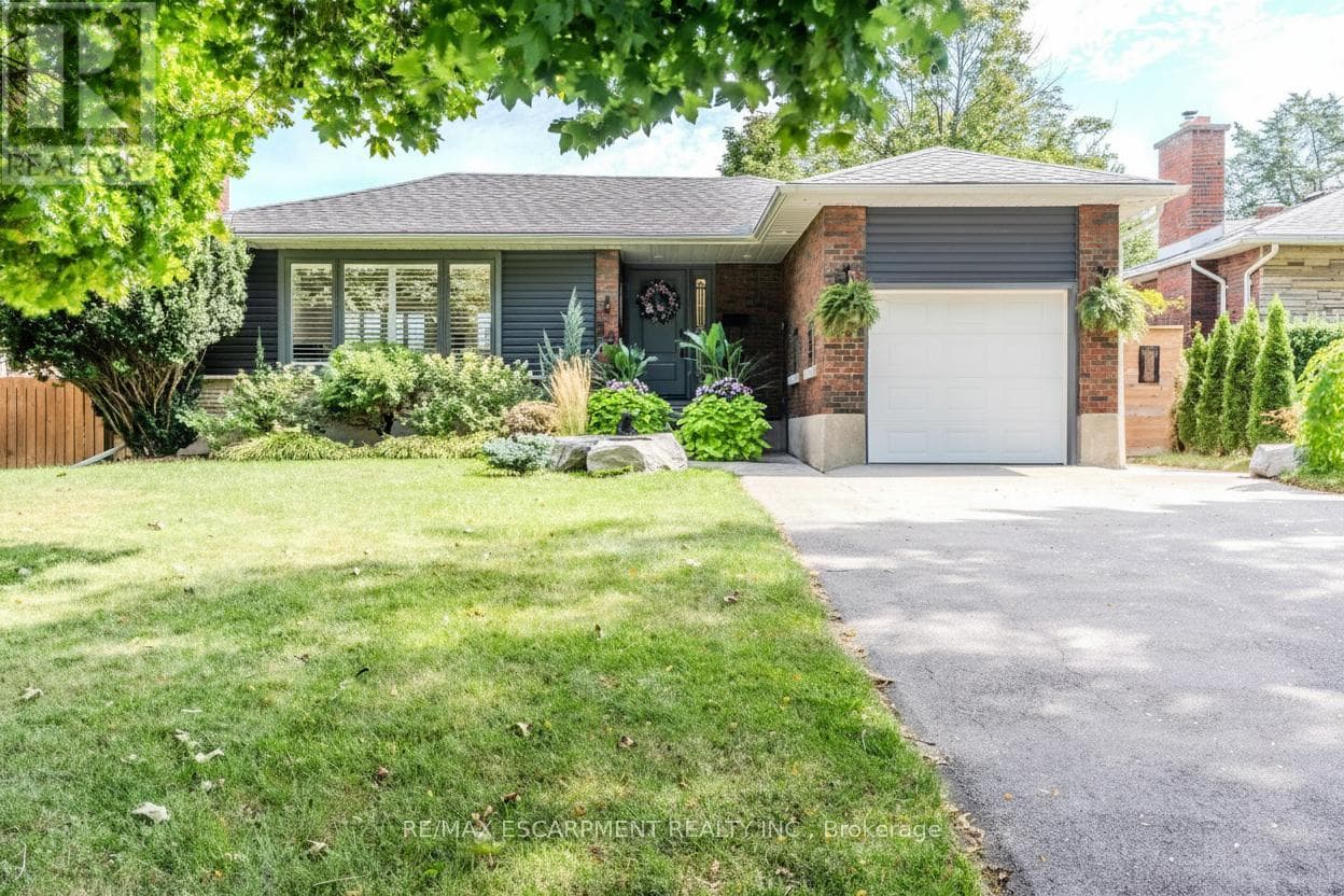23 WEST HAMPTON ROAD in 