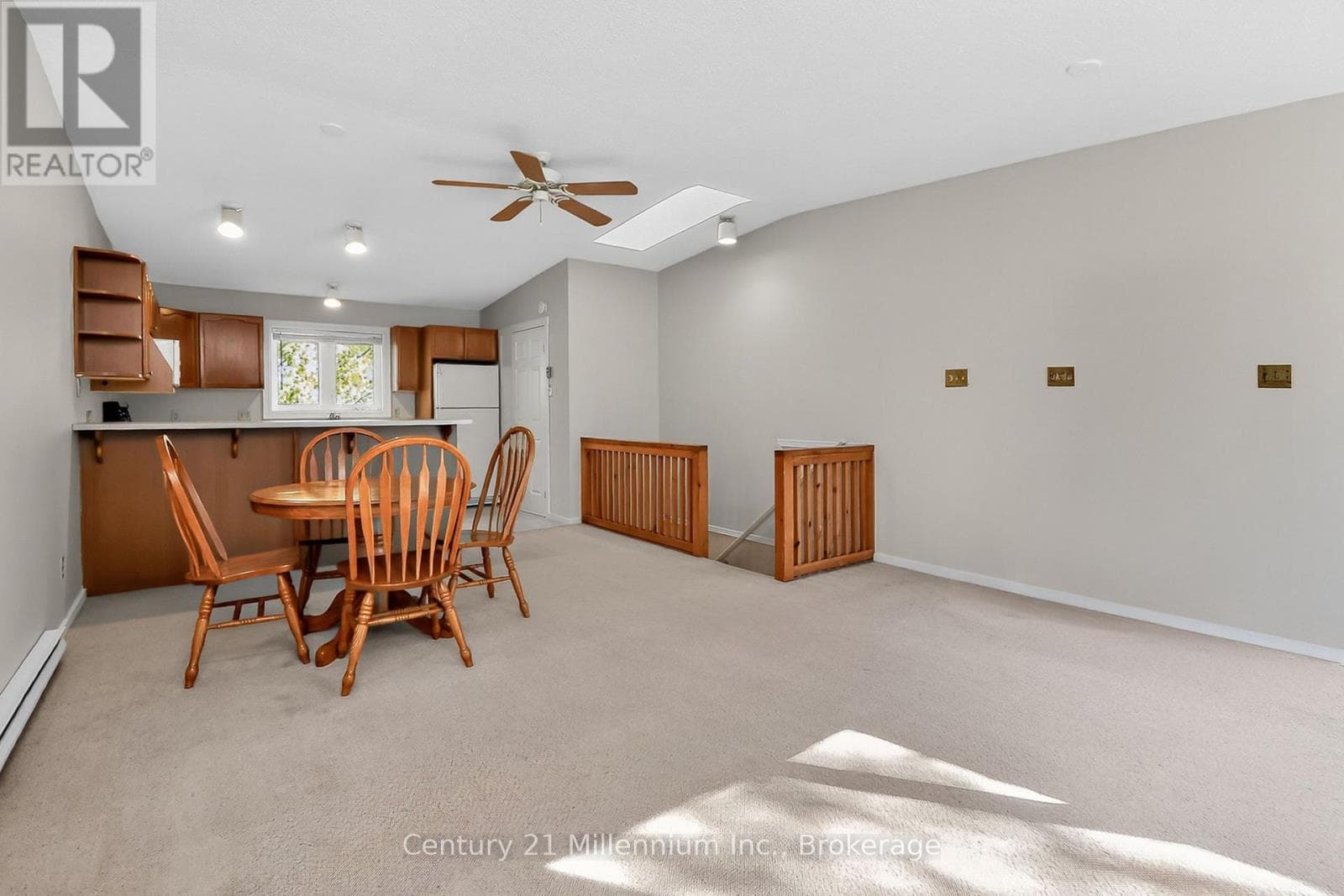 524 OXBOW CRESCENT — photo 5