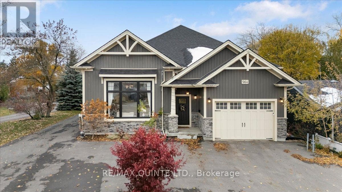 564 SIDNEY STREET, Central Lakes — photo 4