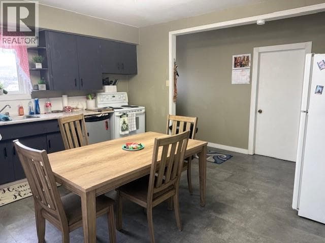 325 WILLOW STREET — photo 4