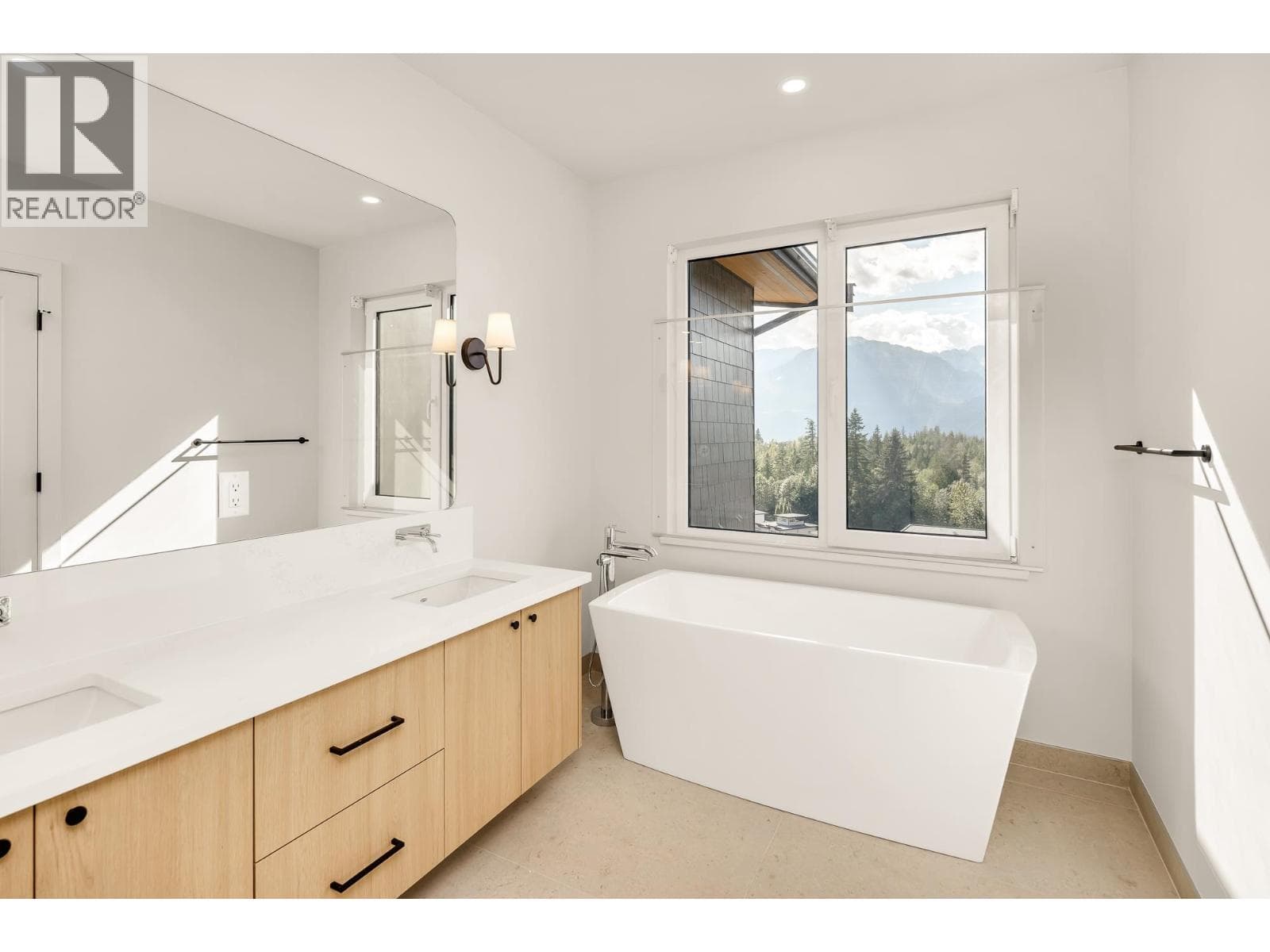 11 3407 MAMQUAM ROAD, Greater Vancouver — photo 5