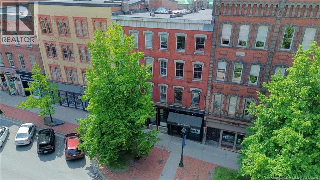 68 KING STREET, New Brunswick — photo 2