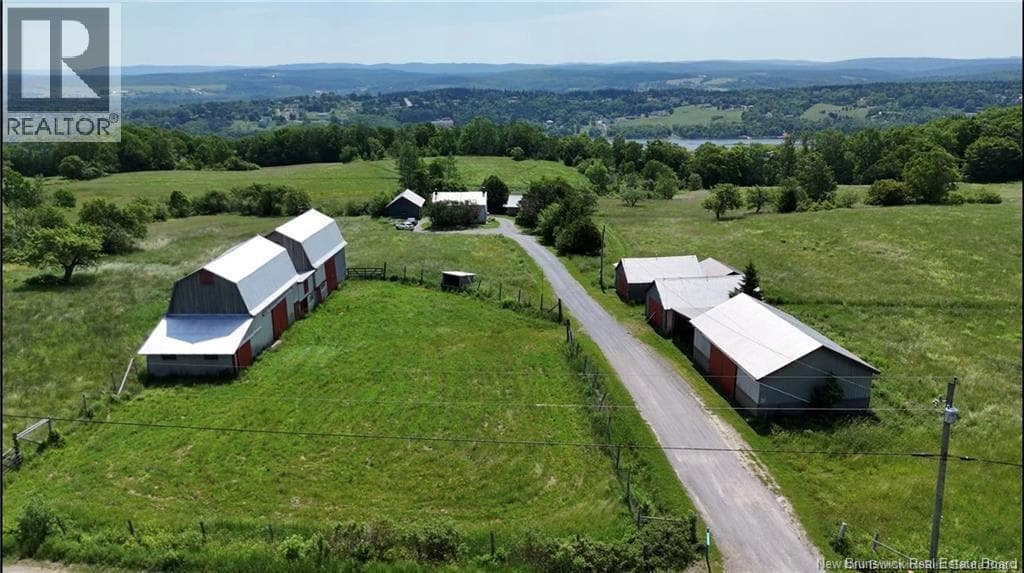 76 HILL ROAD in 