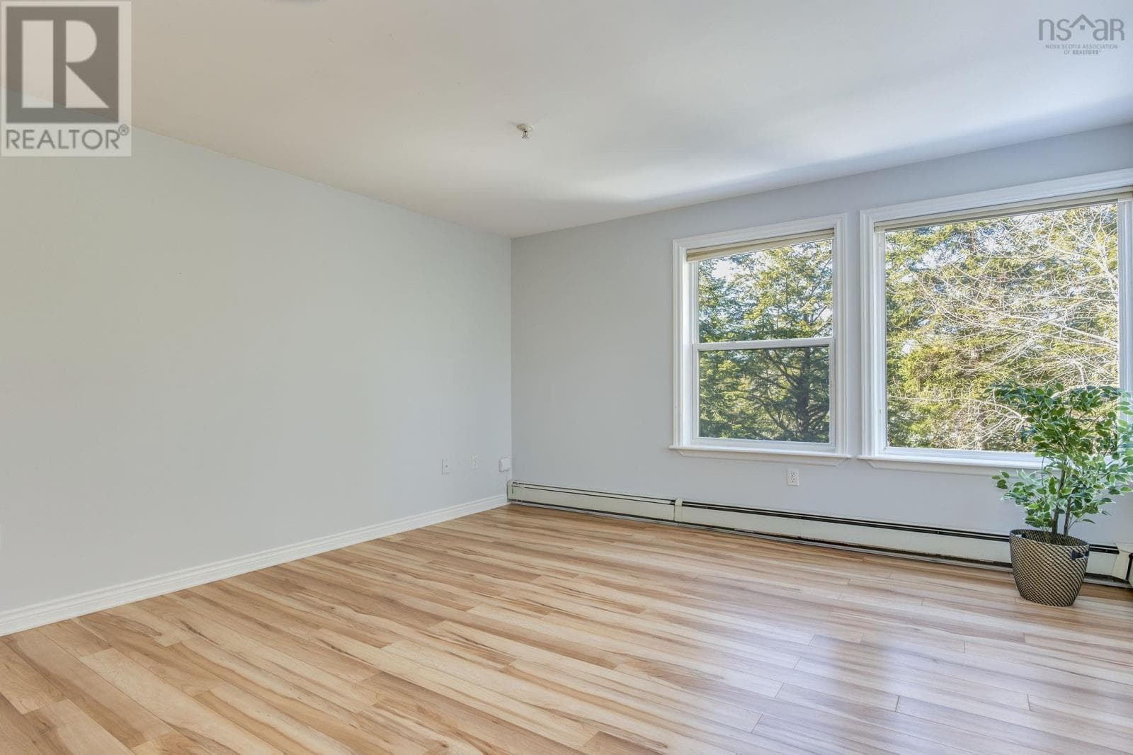 311 2 Lake Drive, NSAR — photo 5