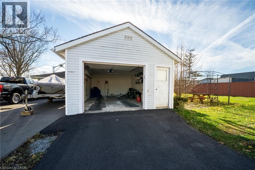 9037 AIRPORT ROAD WEST — photo 3