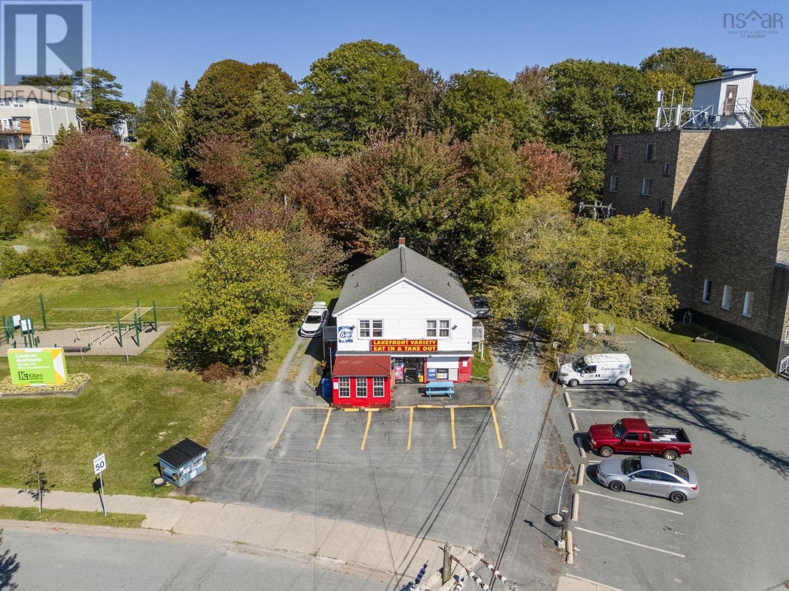 16 6 LAKEFRONT ROAD — photo 4