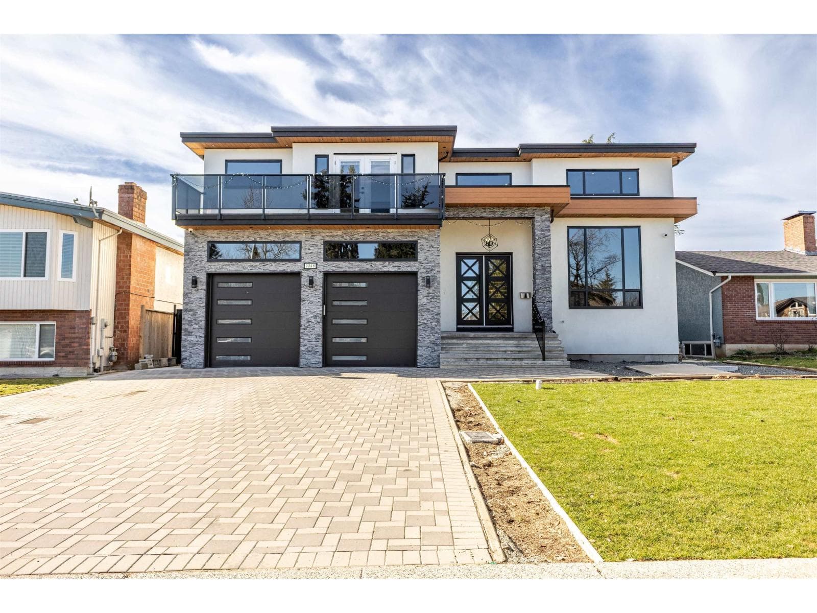 3265 SATURNA CRESCENT — photo 4