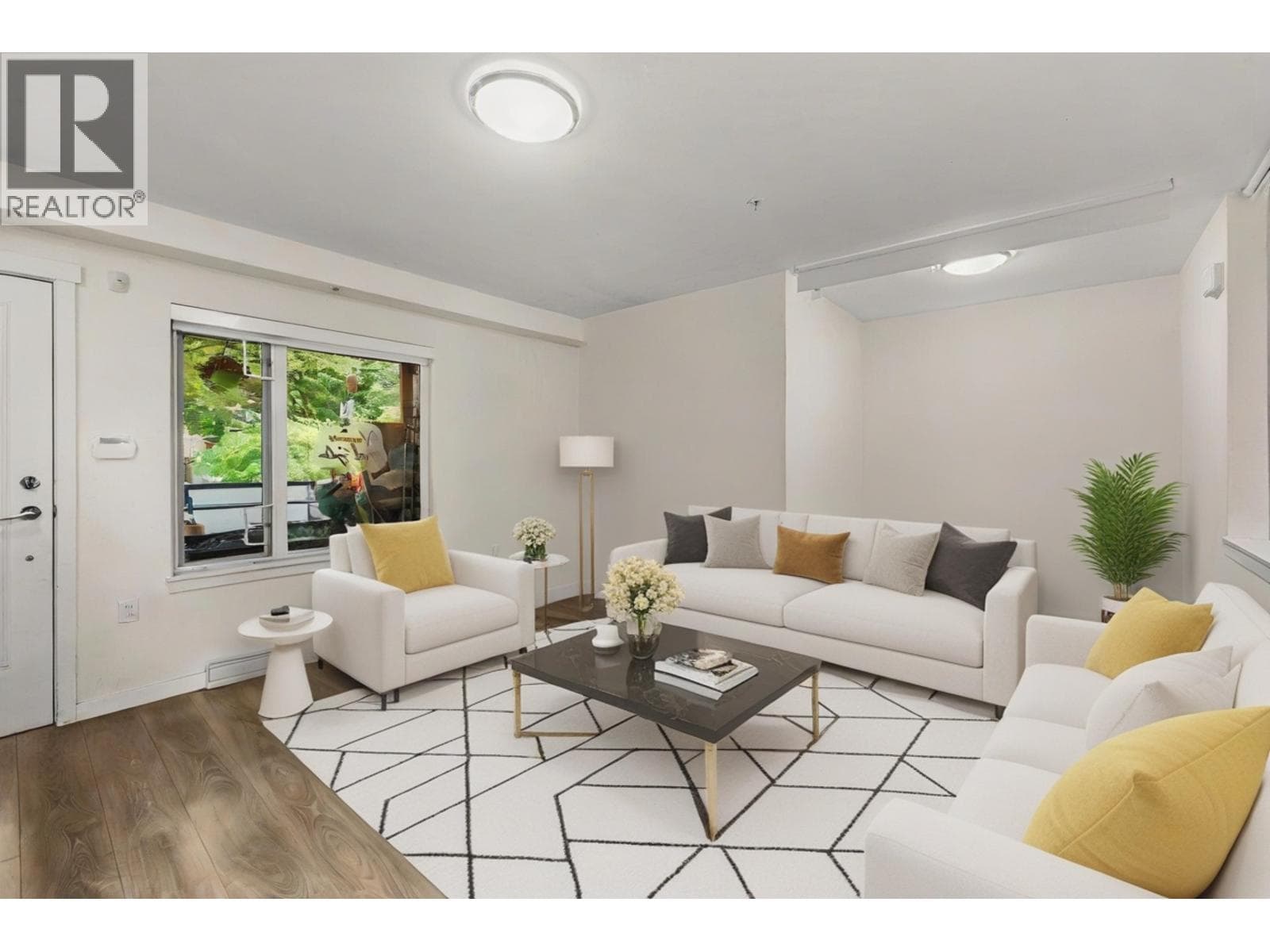 2745 WARD STREET in Renfrew-Collingwood