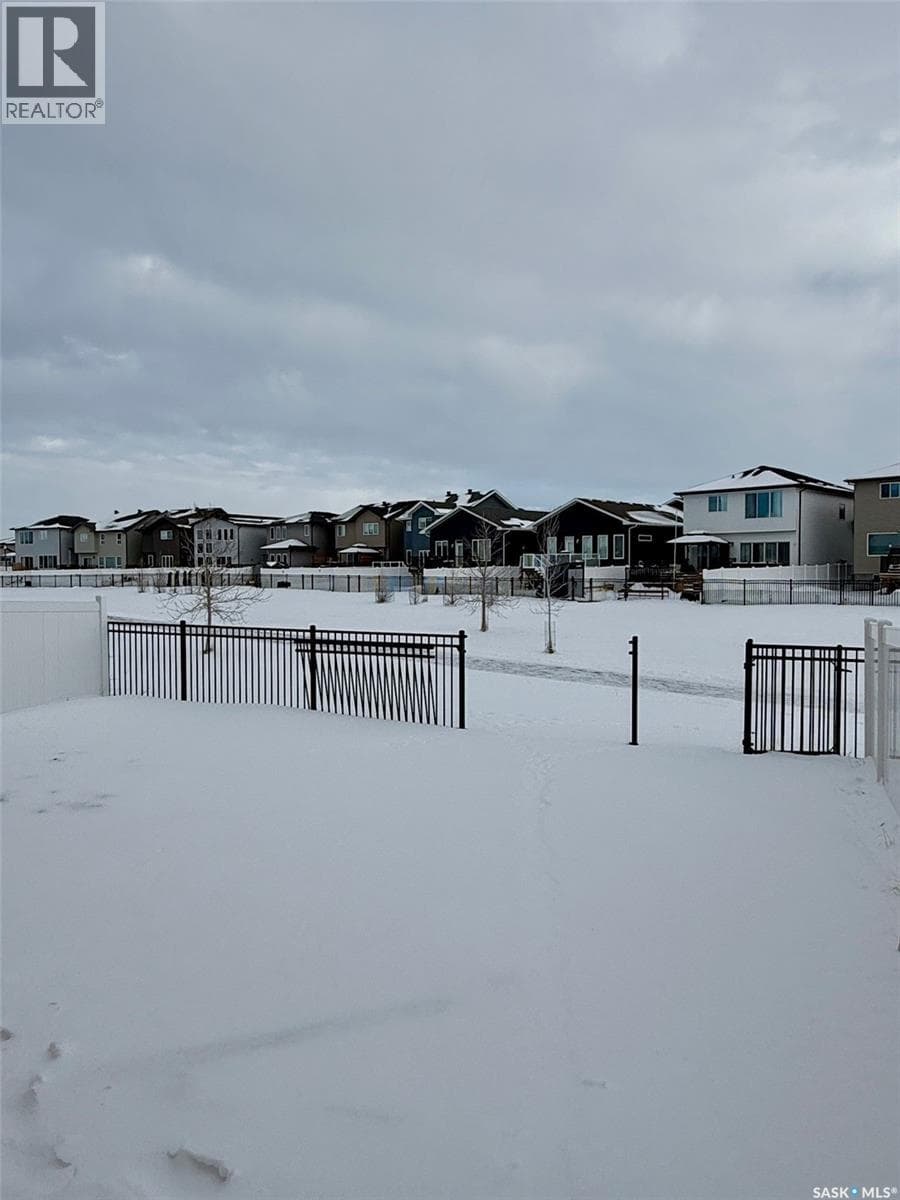 5210 EAST GREEN CRESCENT — photo 4