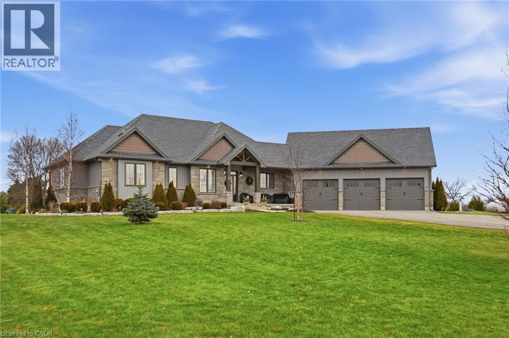 6 MACNEIL COURT in 