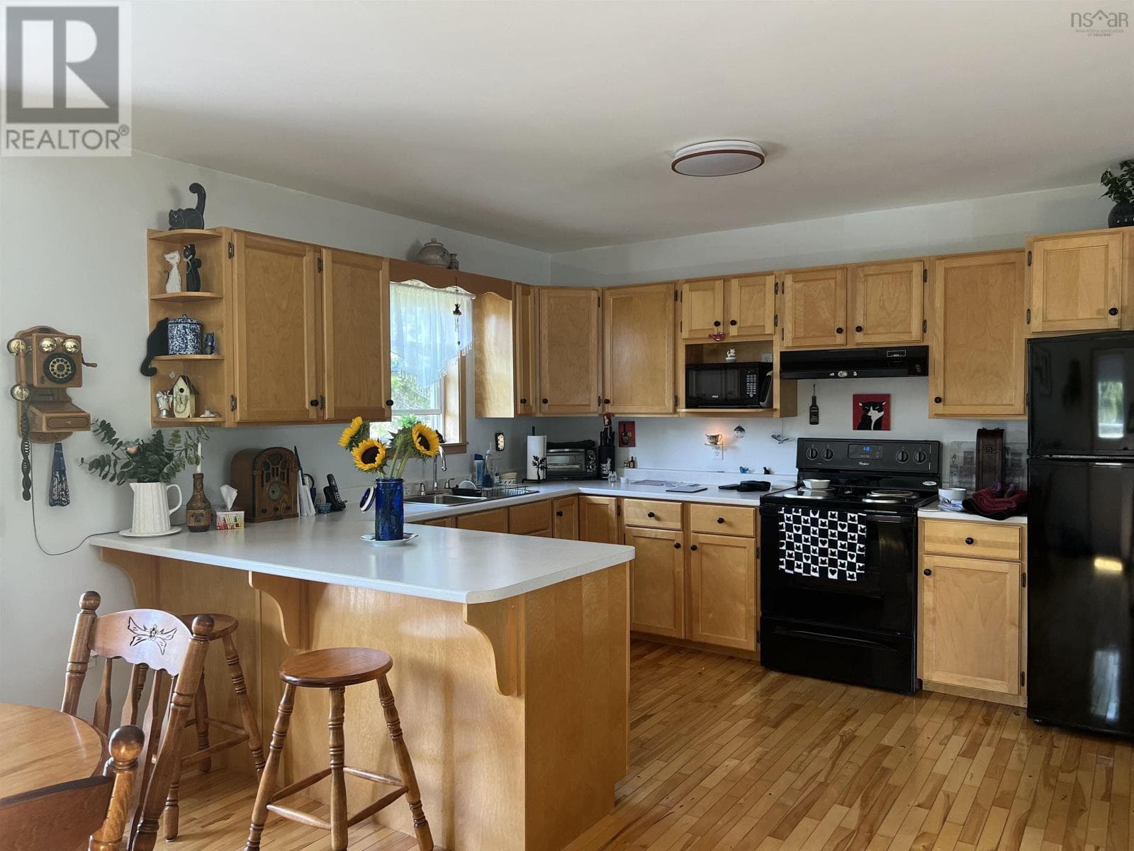 46 MARY ETTA DRIVE — photo 3