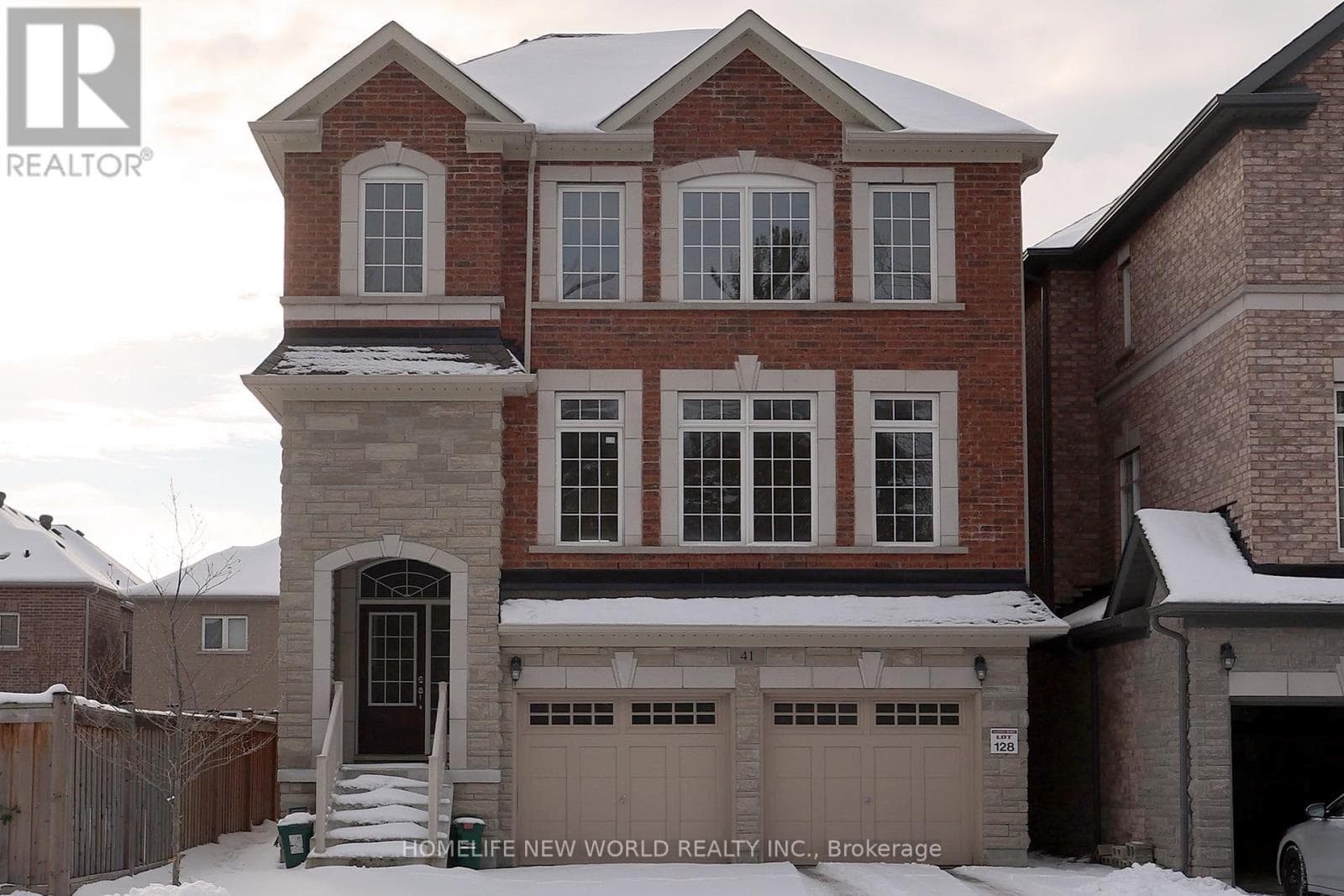 3 - 41 PULPWOOD CRESCENT in The Hill