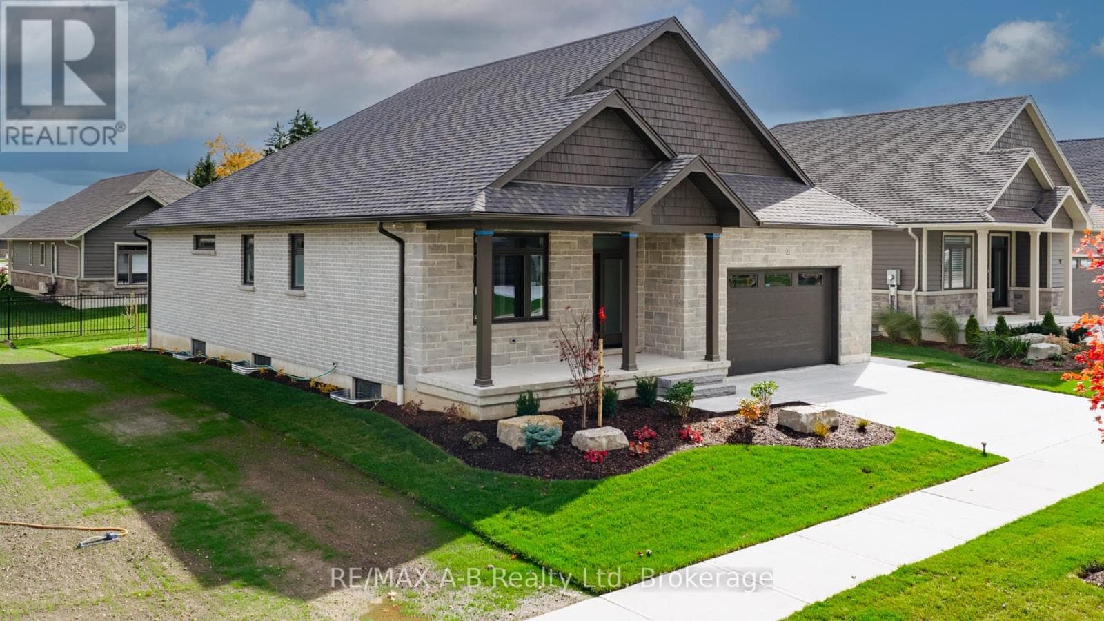 21 NELSON STREET — photo 2