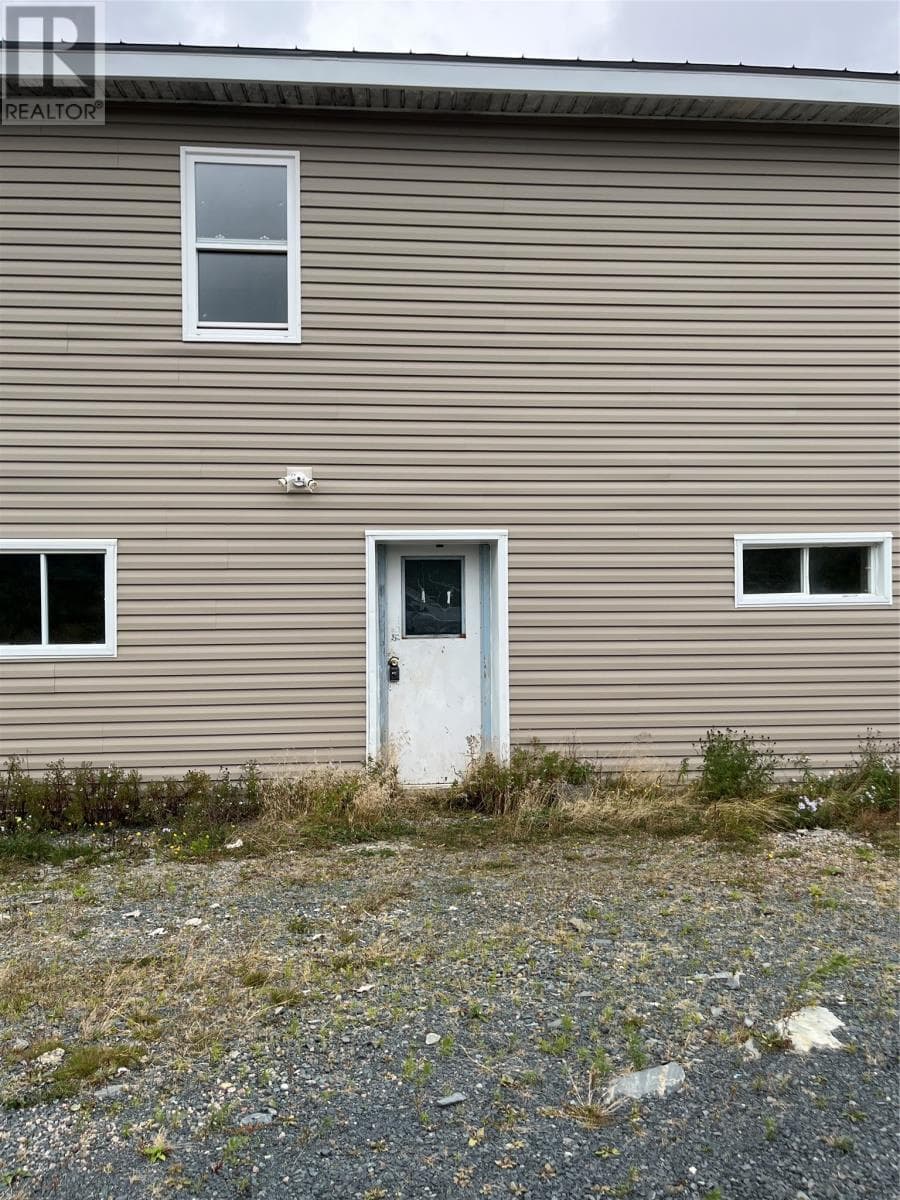 41-51 Thicket Road — photo 4