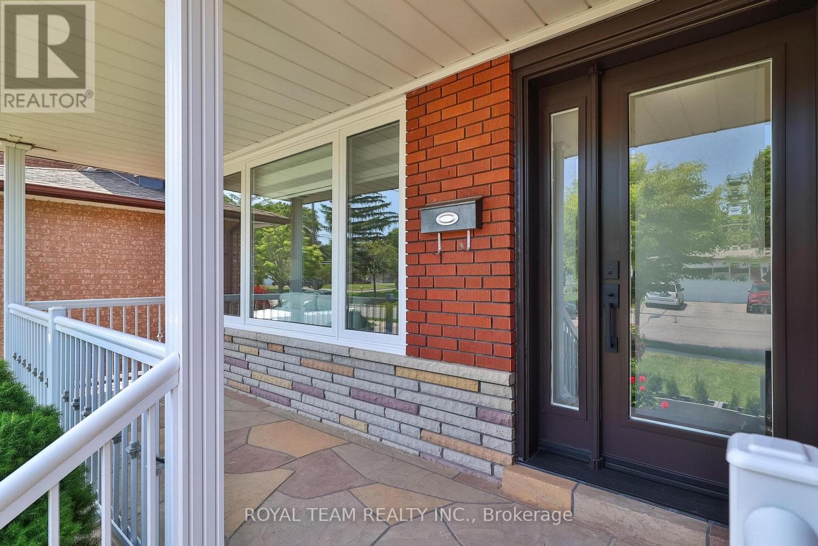 6 CRIOLINE ROAD — photo 2