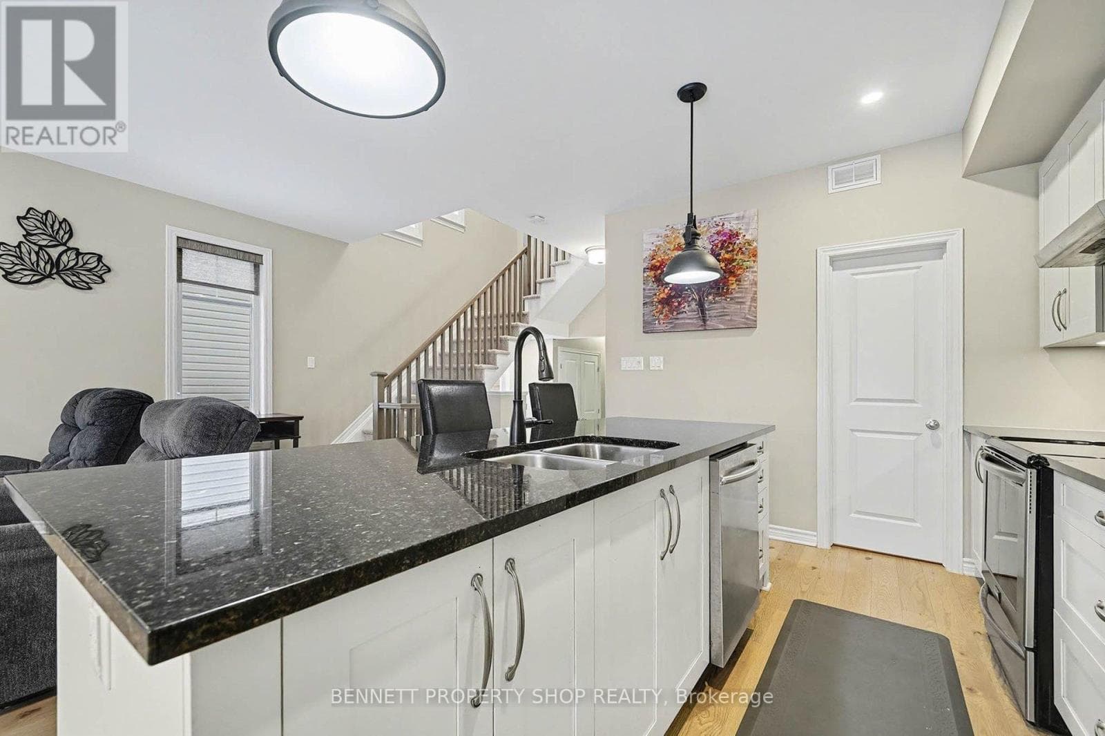 595 EGRET WAY — photo 5